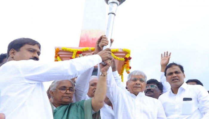 जोपर्यंत लोक धर्मांतरण करत नाहीत तोपर्यंत आरक्षणाला धोका नाही; प्रकाश आंबेडकर यांचे खळबळजनक वक्तव्य