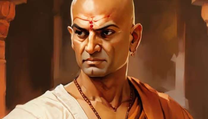 Chanakya Niti: घराशी संबंधित हा एक निर्णय तुम्हाला नेहमीच त्रास देईल