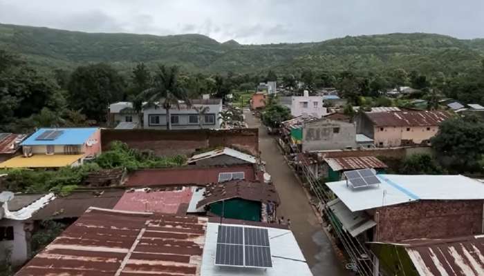 महाष्ट्रातील एकमेव गाव जे घराघरात विज बनवून MSEB ला विकणार; ग्रामस्थांच्या आयडियाला तोड नाही!