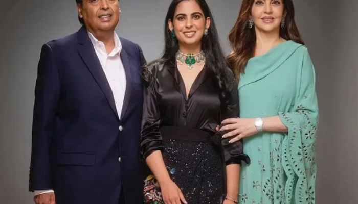 लेकीसाठी काहीपण! ईशाच्या टीमसाठी मुकेश अंबानीनी उघडली तिजोरी; 'हे' कर्मचारी मालामाल...