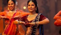 'फुलवंती' चित्रपटातील गाणं प्रदर्शित, प्राजक्ता माळीच्या वेगळ्या लुकची जोरदार चर्चा