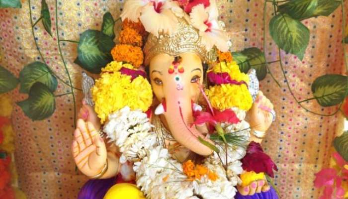 beautiful idols and decorations let's take blessings from bappa