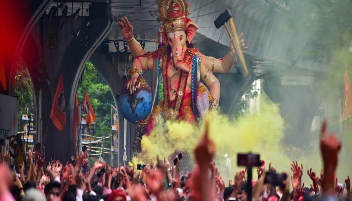 Ganesh Visrjan 2024 : गणेश विसर्जनपूर्वी मुंबईतील धोकादायक पुलांची यादी जाहीर, जाणून घ्या नियमावली 