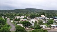 दुष्काळ अन् गरिबी पाहिलेलं महाराष्ट्रातील 'हे' गाव आज सर्वाधिक श्रीमंत