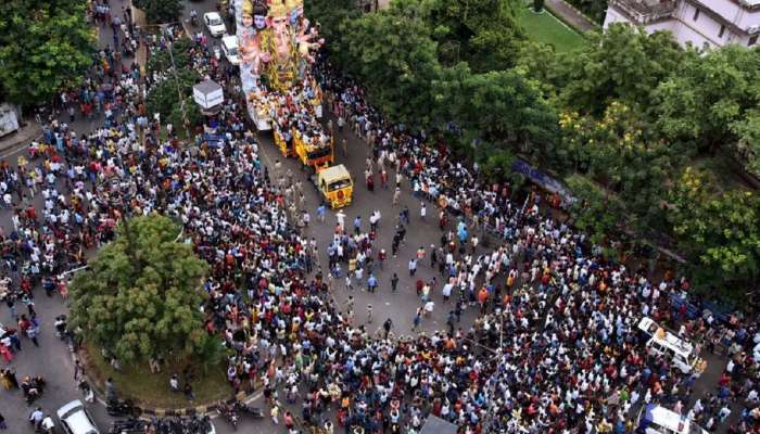 स्वप्नातही वाटलं नसेल असं काही तरी होईल; गणपती मिरवणुकीत नाचत असताना तरुणाचा मृत्यू