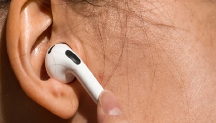 tech news, tws earbuds, samsung earbuds explode, Samsung earbuds explosion inside ear, samsung galaxy earbuds fe explode, samung earbuds explosion hearing loss, tws earbuds caught fire, इयरबड्स, मराठी बातम्या, बातम्या, सॅमसंग गॅलेक्सी 