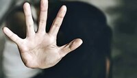 80 वर्षाच्या वृद्धाकडून 26 वर्षाच्या गतीमंद मुलीवर बलात्कार