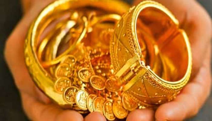 Gold Price Down Before Navaratri Chance to buy Utility Marathi News