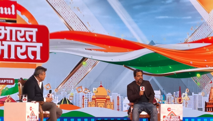 'पंचायत'फेम दुर्गेश कुमार यांचा पहिला पगार किती होता? बॉलिवूडमध्ये कोणाला मानतात देव?