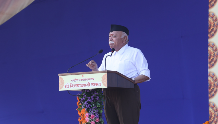 'भारताने प्रगती करु नये असं वाटणाऱ्या शक्ती...'; संघाच्या दसरा मेळ्याव्यातून मोहन भागवातांचा इशारा