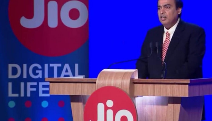 Reliance Jio : दर वाढवल्यानंतर मुकेश अंबानींचा सुपरहिट Plan, 5G डेटाचा इतका स्वस्त प्लान 