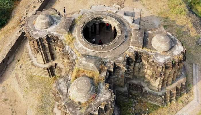 छत नसलेले महाराष्ट्रातील एकमेव मंदिर; वास्तुकलेचा आश्चर्यकारक नमुना