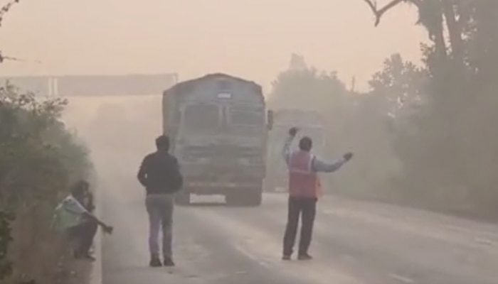 पोलिसांच्या साथीने राष्ट्रीय महामार्गावर धक्कादायक प्रकार; VIDEO पाहून तुम्हालाही येईल संताप