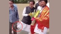 रावसाहेब दानवेंनी कार्यकर्त्याला लाथ मारली; 'तो'च म्हणतो 'साहेब मस्करी करत होते!