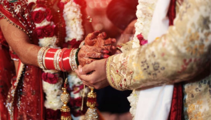 Marriage 2024 : लग्नाचा मुहूर्त सकाळी असावी की रात्री? जगद्गुरु शंकराचार्यांनी शास्त्रानुसार सांगितले नियम 