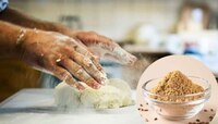 चपातीच्या पिठात मिसळा 'हा' एक पदार्थ, सकाळी 2 मिनिटांत साफ होईल पोट