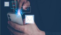 3 डिसेंबर... याच दिवशी पाठवण्यात आलेला पहिला SMS; त्यात काय लिहिलेलं माहितीये?