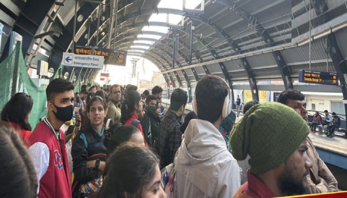 काय म्हणावं... चोरट्यांनी थेट Metro ची केबलच पळवली; क्षणात मंदावला मेट्रोचा वेग 