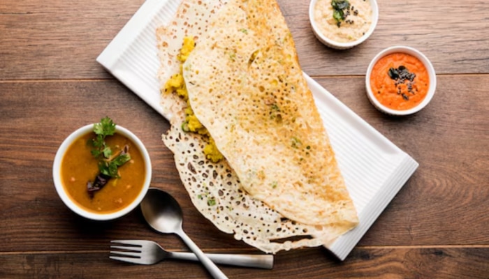 Chickpea Dosa Recipe: मसाला डोसा खाऊन कंटाळा आलाय? बनवा काबुली चण्याचा चविष्ट डोसा, जाणून घ्या रेसिपी 