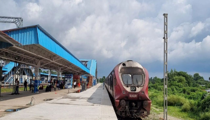 भारतातील एकमेव रेल्वे स्टेशन, जिथून देशाच्या कोणत्याही कोपऱ्यासाठी ट्रेन पकडता येते, VIP ट्रेनही थांबतात