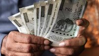 पैशांची बातमी; 2025 मध्ये किती टक्क्यांनी वाढणार तुमचा पगार?
