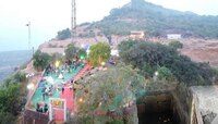 महाराष्ट्रातील रहस्यमयी विहिर, माणसं वाढतात तसं पाणी वाढतं
