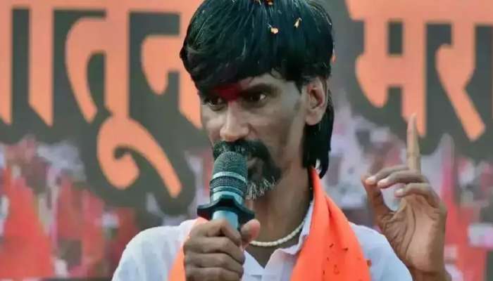 'महाराष्ट्रात पहिल्यांदाच असं होतयं', वाल्मिक कराडवर मनोज जरांगे यांचा हल्लाबोल