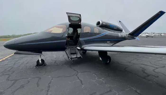 सगळ्यात स्वस्त Private Jet Plane; संपूर्ण कुटुंबाला करू शकता जगभरात प्रवास