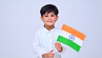 प्रजासत्ताक दिनी मुलांना शिकवा 5 गोष्टी; तिरंग्याबद्दलचा अभिमान होईल द्विगुणीत 