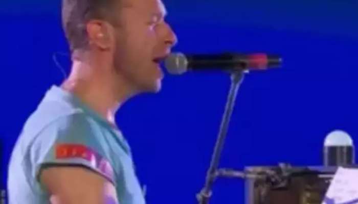 Coldplay Concert : ...अन् क्रिस मार्टिननं हजारोंच्या गर्दीसमोर गायलं &#039;वंदे मातरम&#039;, &#039;मां तुझे सलाम&#039;; पाहा Video