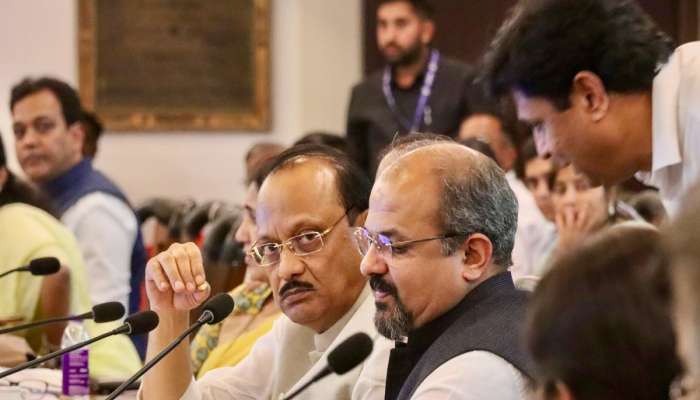 पुणे आणि बीड... अजित पवार जे बोलले ते महिनाभरात प्रत्यक्षात खरं करुन दाखवलं 