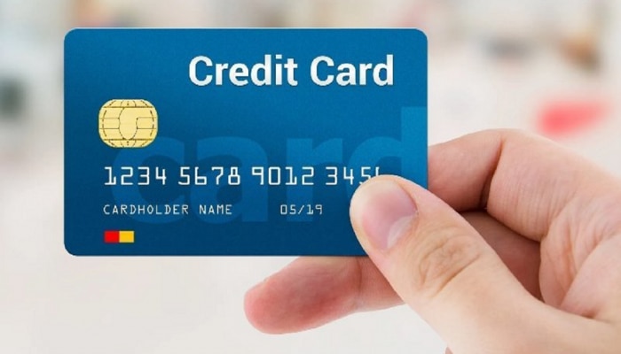 Annual Fees असणारं Credit Card फुकटात कसं वापरावं? कमाल फायद्याची &#039;ही&#039; ट्रीक अनेकांच्या लक्षातही येत नाही