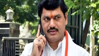 Dhananjay Munde: मंत्रीपद गेल्यानंतर धनंजय मुंडे मोठ्या अडचणीत सापडणार? 