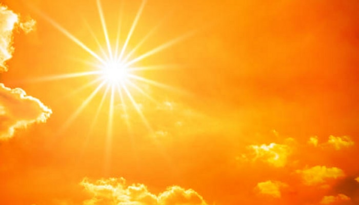 Weather Update : ऊन, वारा, पाऊस, बर्फ... देशात प्रत्येक दिशेला वेगळा ऋतू; महाराष्ट्रासाठी हवामानाचा गंभीर इशारा