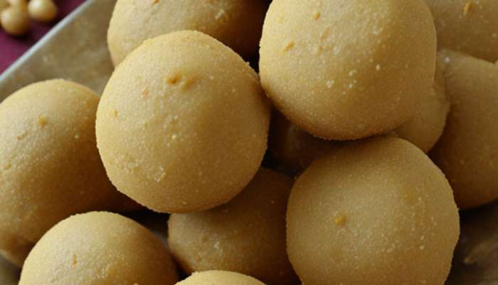 Atta Ladoo How To Make Atta Ladoo With Dry Fruits recipe in marathi