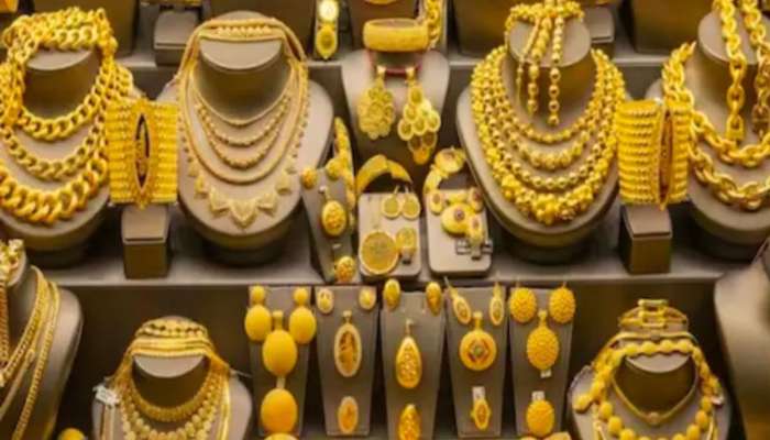 आज सोनं पुन्हा महागलं, वाचा काय आहेत 18, 22, 24 कॅरेटचे भाव!