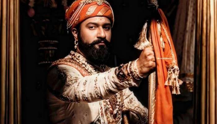 Chhaava Box Office Collection :  30 दिवसात छावानं केली बक्कळ कमाई; शाहरुख खानच्या &#039;पठाण&#039;चा रेकॉर्ड मोडण्यासाठी सज्ज