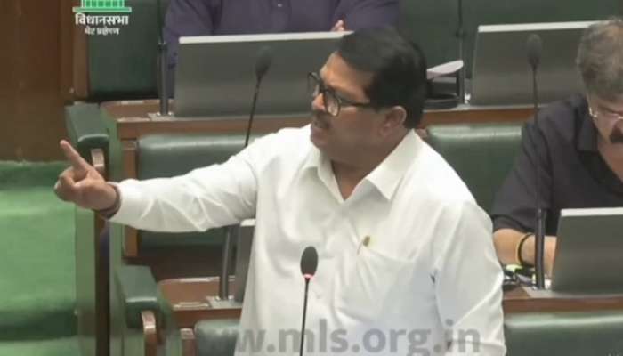 गुजरातमधून महाराष्ट्रात गुटख्याची तस्करी, अनेक नेत्यांचा सहभाग; वडेट्टीवारांच्या आरोपांमुळे खळबळ