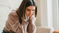 थायरॉइडमुळे सेक्स ड्राइववर परिणाम होतो का? महिलेला याचा त्रास असेल तर... 