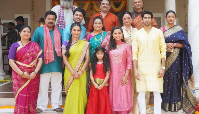 PHOTO:&#039;तुला जपणार आहे&#039; मालिकेच्या परिवारने उत्साहात साजरा केला गुढीपाडवा; एकदा पाहाच