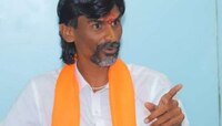 आरक्षण नाही तर 'या' मुद्यावरून मनोज जरांगे आक्रमक, नेत्यांना गावबंदीचा इशारा