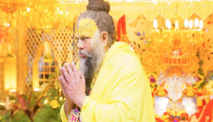 देव तुमच्या सोबत आहे की नाही?  प्रेमानंद महाराजांनी सांगितली ओळखायचं कसं? 