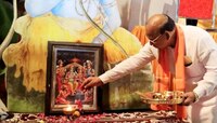 सोवळं अन् जानवं नसल्याने नाही तर..., BJP च्या माजी खासदाराला प्रवेश का नाकारला?