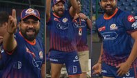'अरे, तू माझ्याकडे काय घेत आहेस, तिकडे बघ ..' रोहित शर्माने कॅमेरामॅनलाच दिली ऑर्डर