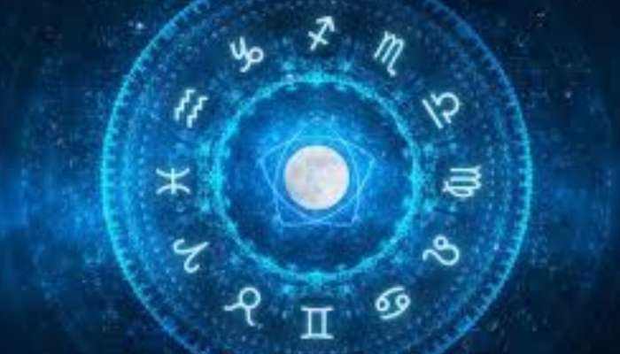 Horoscope : शुक्रवारी मालव्य योगमध्ये लक्ष्मीची राहील कृपा 5 राशी होणार मालामाल