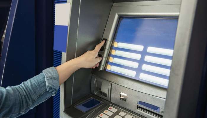  गॅस सिलेंडर, ATM ते रेल्वे तिकीट बुकिंग; आजपासून 5 नियमांत महत्त्वाचे बदल, तुमच्या खिशावर परिणाम होणार