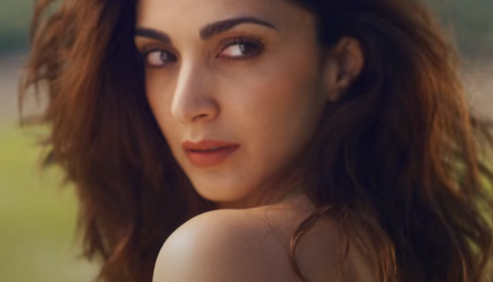 प्रेग्नेंट कियारा आडवाणीचा War2 मध्ये Bikini Look, चाहते म्हणतात,'सिद्धार्थला... '