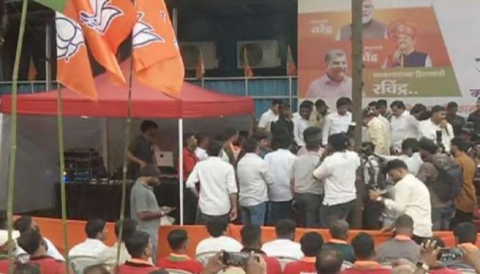 महाराष्ट्राच्या राजकारणातील सर्वात मोठी घडामोड! उद्धव ठाकरे पक्षातील 1500 सदस्यांनी एकावेळी पक्ष सोडला आणि...