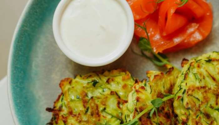 how to make Mini Veg Fritters recipe in marathi 
