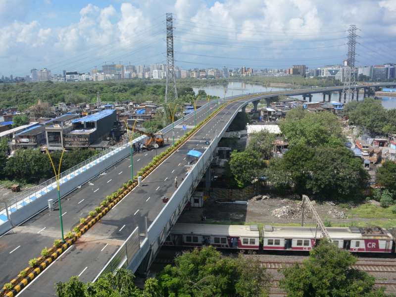 2011 मध्ये प्रस्तावित असलेला वांद्रे-कुर्ला रेल्वे मार्ग कुणी आणि का रद्द केला? MMRDA ला खुलासा करण्याचे आदेश